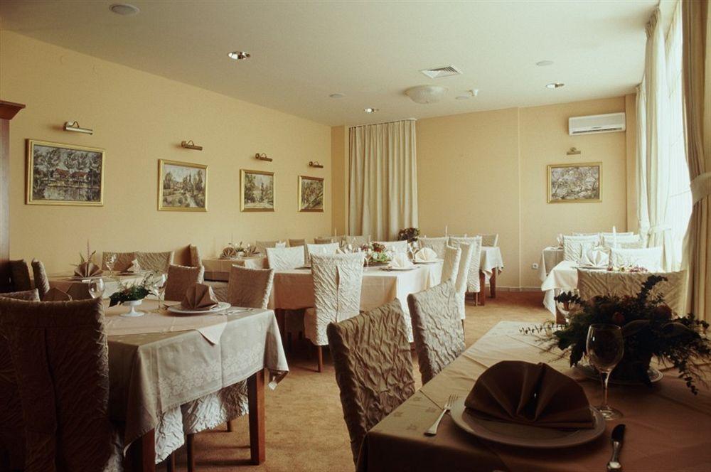 Hotel Porin Ζάγκρεμπ Εστιατόριο φωτογραφία